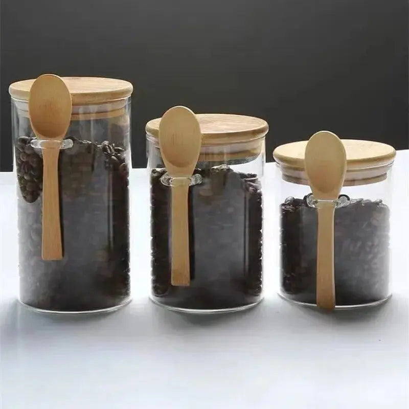 Recipiente de Vidro Transparente com Tampas de Bambu e Colher de Madeira - eKoloja