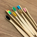 Kit Escovas de Bambu Ecológicas Natural Macias Com Cores Sortidas